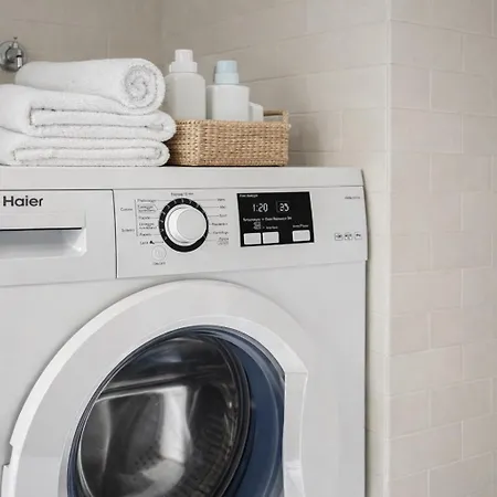 View - Parking Included Апартаменты *